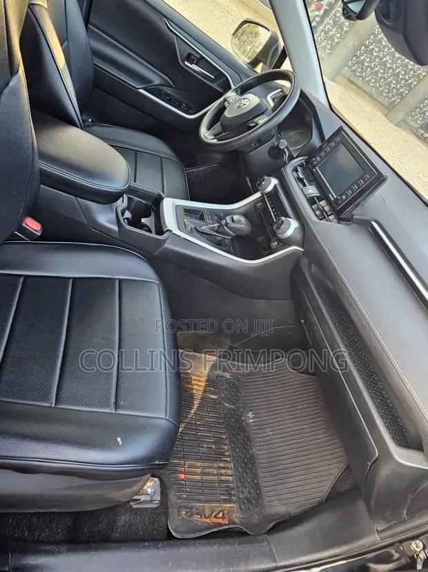 Toyota RAV4 2020 Black