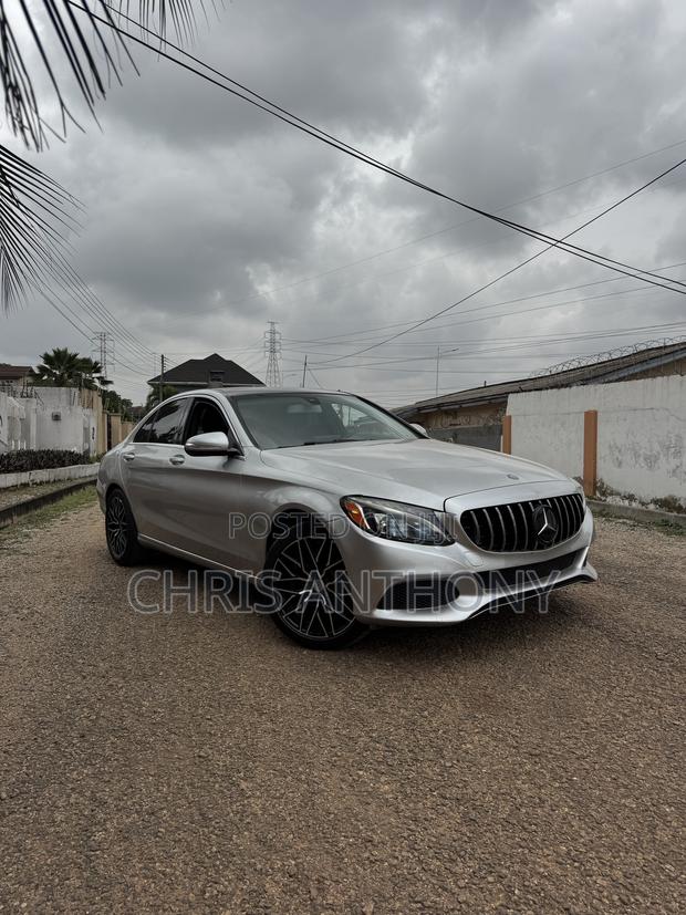 Mercedes-Benz C300 2015 Silver