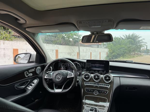 Mercedes-Benz C300 2015 Silver