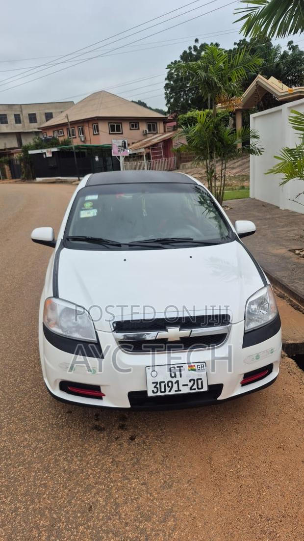 Chevrolet Aveo 1.5 Sedan T250 2011 White