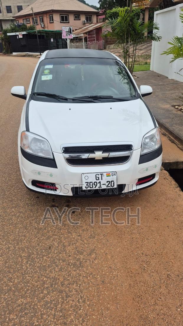 Chevrolet Aveo 1.5 Sedan T250 2011 White