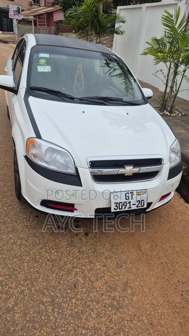 Chevrolet Aveo 1.5 Sedan T250 2011 White