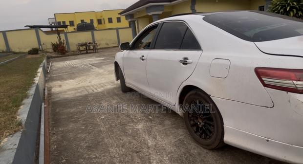 Toyota Camry 2010 White
