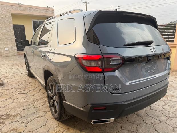 Honda Pilot 2025 Gray