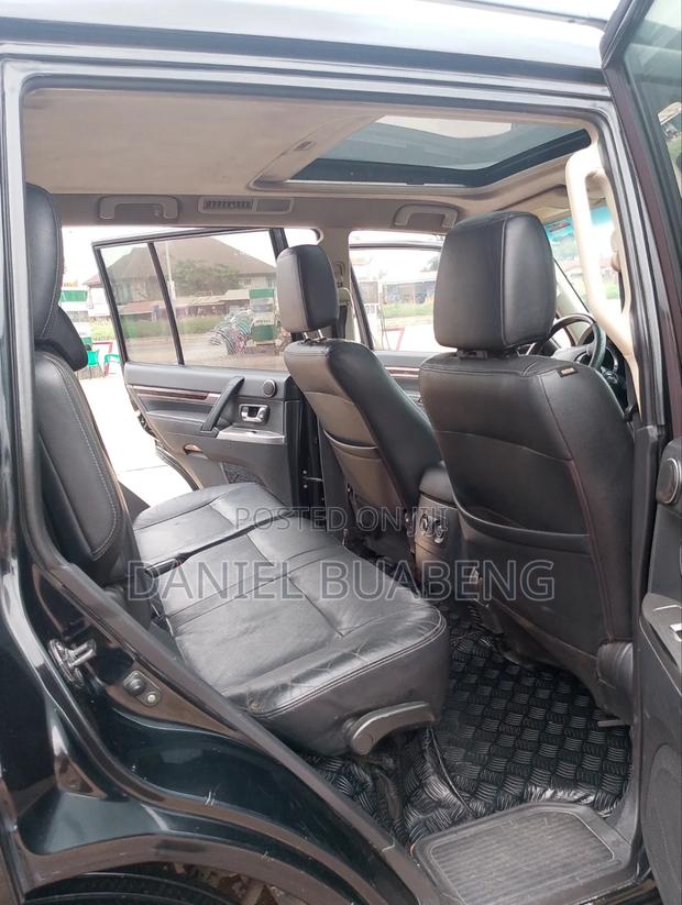 Mitsubishi Pajero 2015 Black