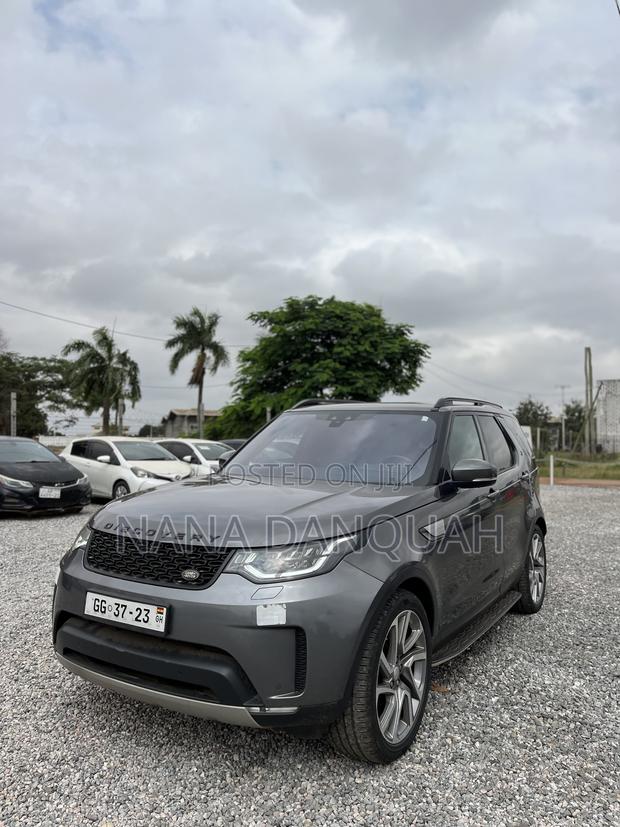 Land Rover Discovery 2018 Gray