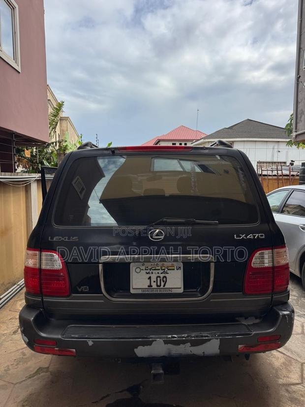 Lexus LX 470 AWD 2000 Black