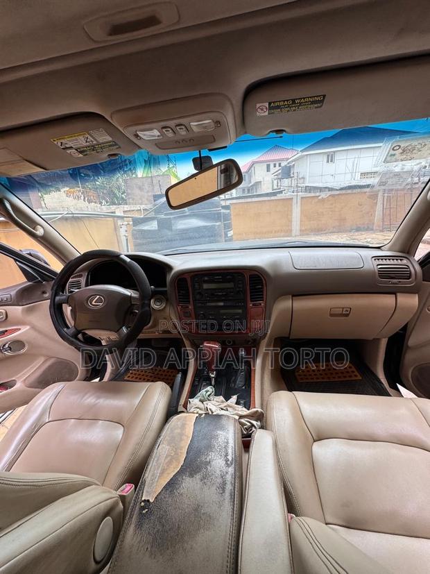 Lexus LX 470 AWD 2000 Black