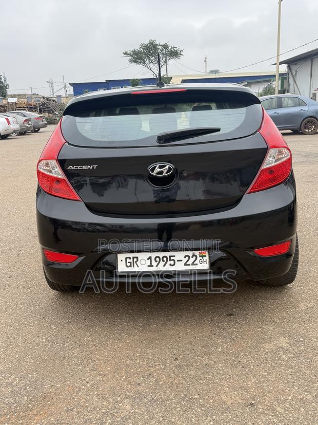 Hyundai Accent GLS 2012 Black