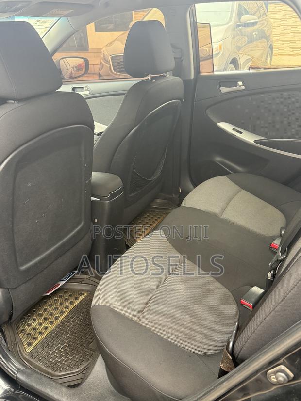 Hyundai Accent GLS 2012 Black
