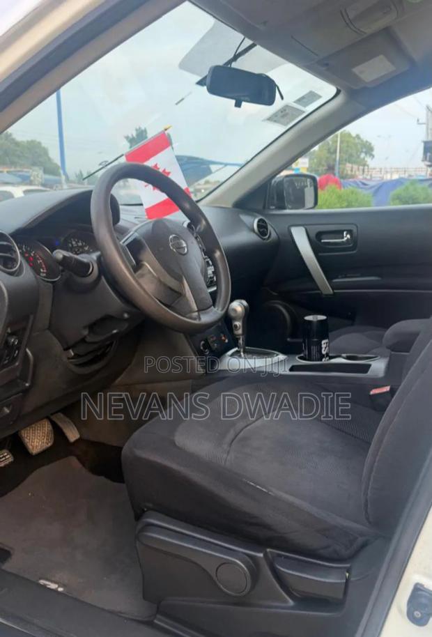 Nissan Rogue 2011 Off white