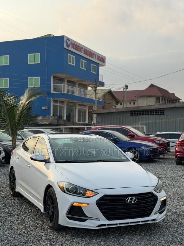 Hyundai Elantra Sport 2018 White