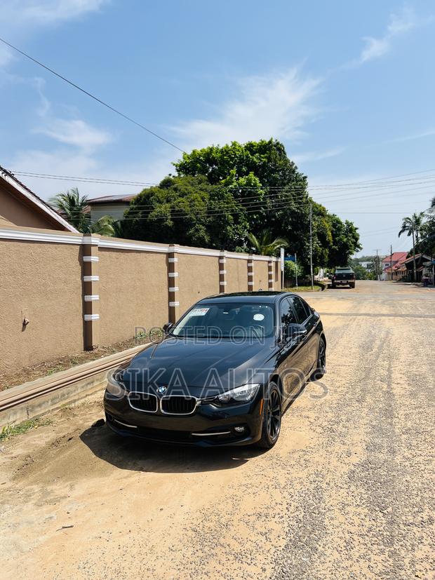 BMW 330i 2016 Black