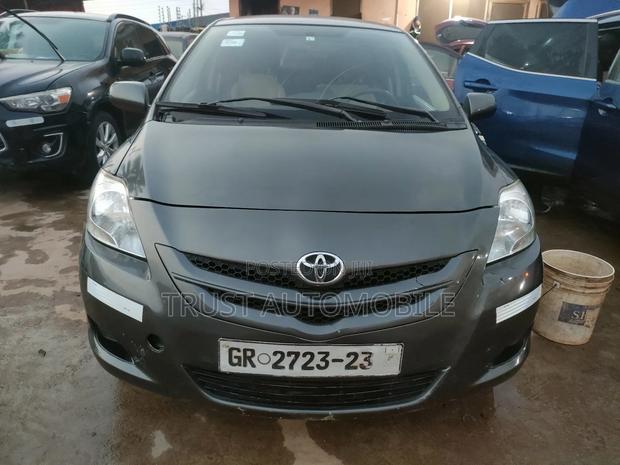 Toyota Belta 2010 Gray