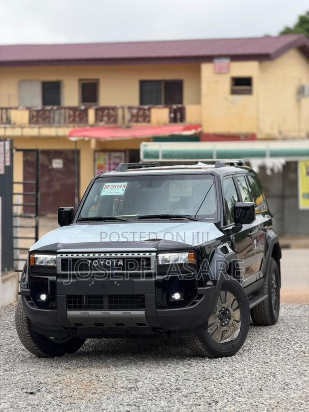 Toyota Land Cruiser Prado 2025 Black