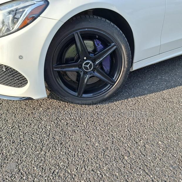 Mercedes-Benz C300 2017 White