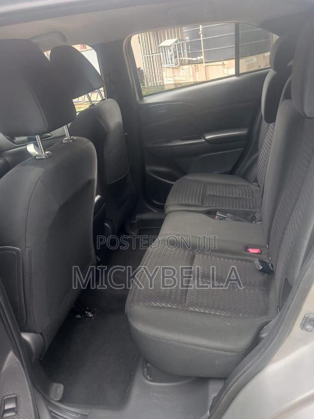 Mitsubishi Eclipse 2019 Gray