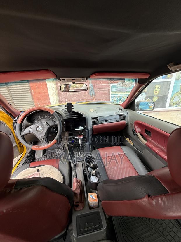 BMW 3 Series 2003 Yellow