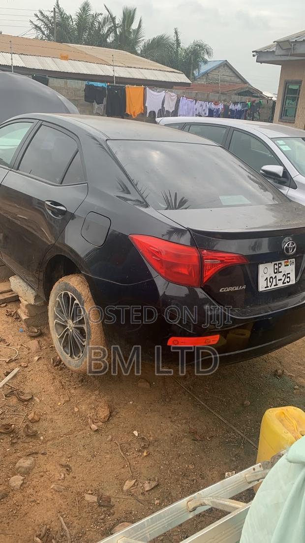 Toyota Corolla 2018 Black