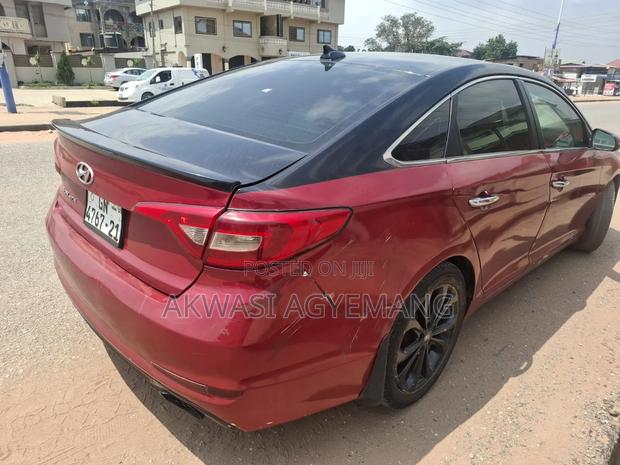 Hyundai Sonata 2015 Red