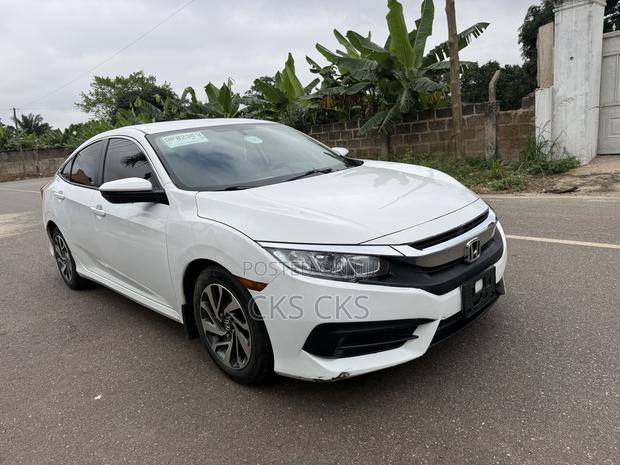 Honda Civic 2018 White