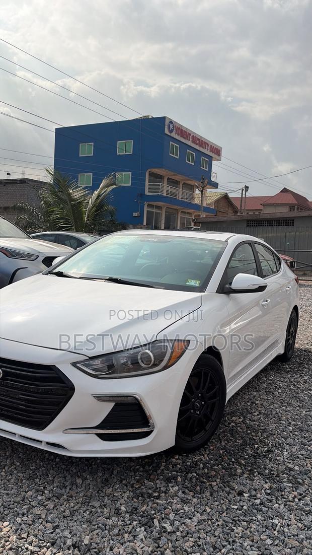 Hyundai Elantra Sport 2018 White
