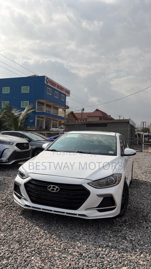 Hyundai Elantra Sport 2018 White