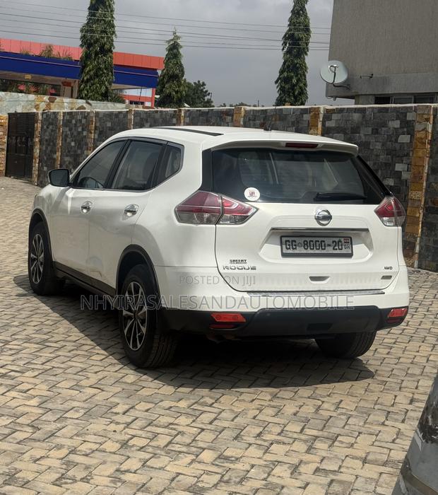 Nissan Rogue 2016 White