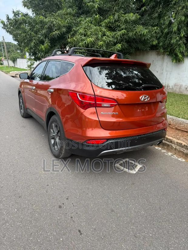 Hyundai Santa Fe 2016 Orange