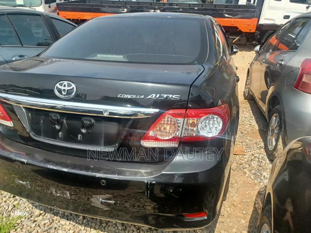 Toyota Corolla 2013 Black