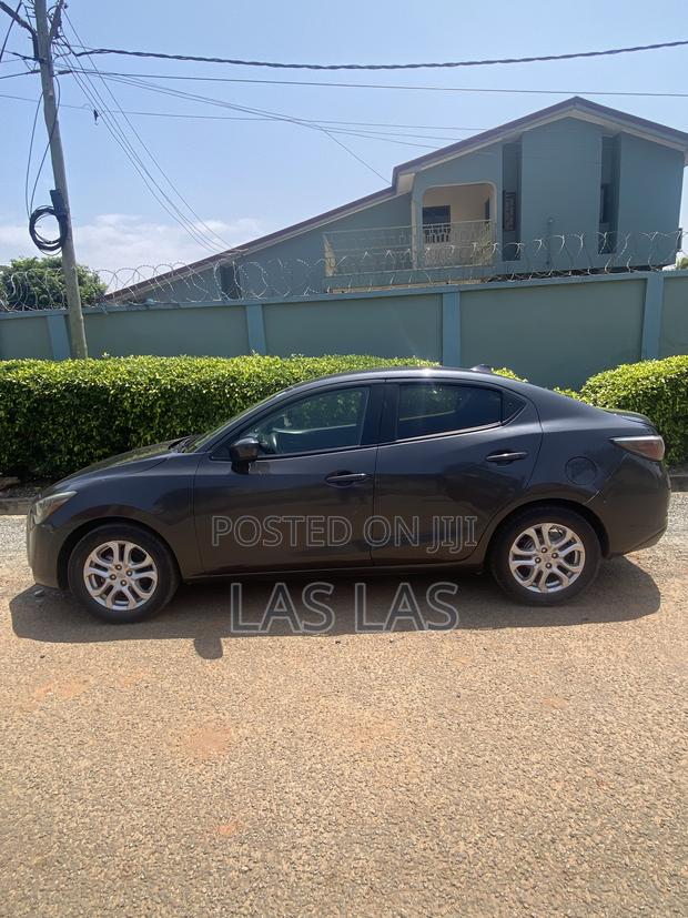 Toyota Yaris iA 1.5 FWD 2017 Black