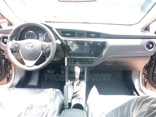 Toyota Corolla 2019 Gray