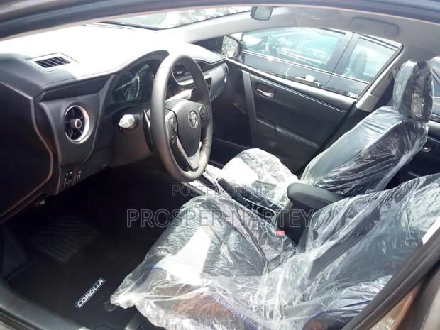 Toyota Corolla 2019 Gray