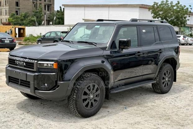 Toyota Land Cruiser Prado 2025 Black