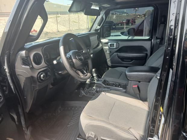 Jeep Gladiator 2024 Black
