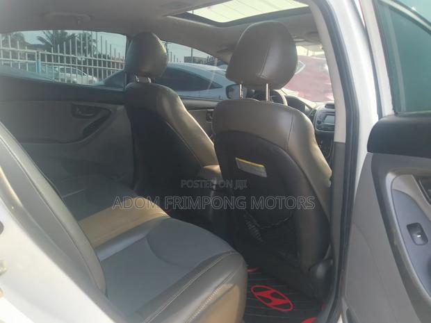 Hyundai Elantra 2014 White