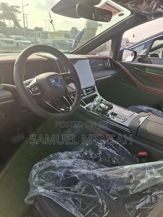 New GAC GM8 2025 Black