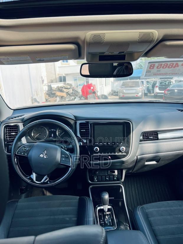 Mitsubishi Outlander SEL S-AWC 2020 Gray