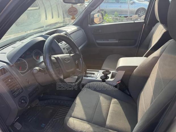 Ford Escape 2011 Silver