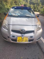 Toyota Yaris 2010 Gold for sale