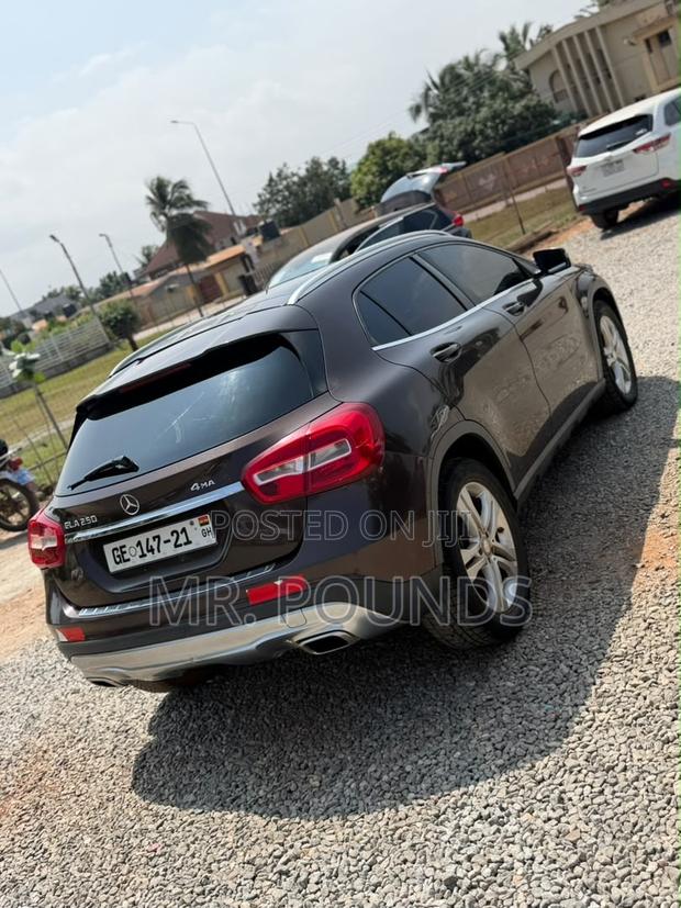 Mercedes-Benz GLA 250 2015