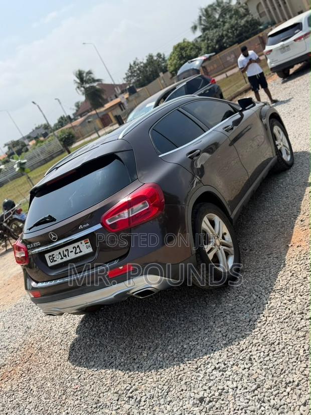 Mercedes-Benz GLA 250 2015