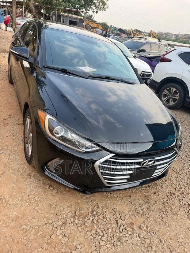 Hyundai Elantra 2017 Black