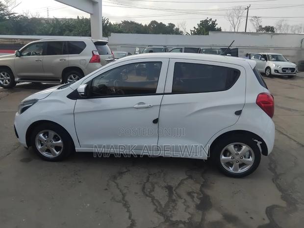 Chevrolet Spark 2015 White