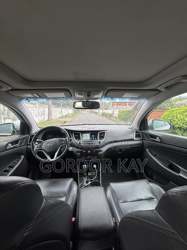 Hyundai Tucson 2018 Silver