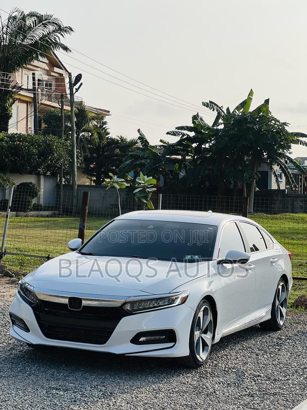 Honda Accord 2018 White