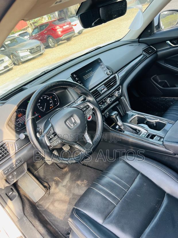 Honda Accord 2018 White