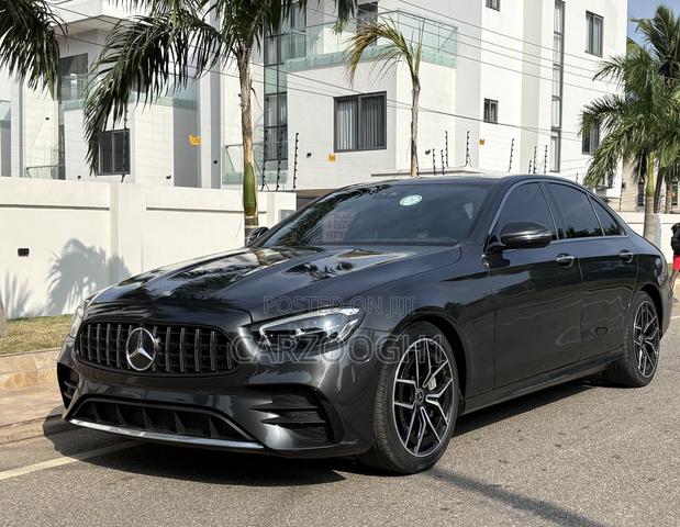 Mercedes-Benz E300 2021 Gray