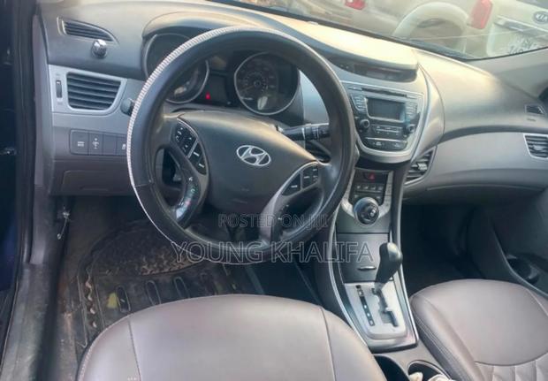 Hyundai Elantra 2013 Blue
