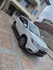 Mitsubishi Outlander 2018 White for sale